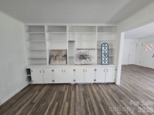 1797 Calvin Edney Road, Mars Hill, NC 28754