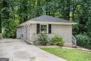 2721 GLENVALLEY Drive, Decatur, GA 30032