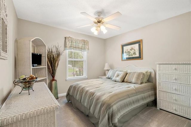 130 Orchard Way SE, Calhoun, GA 30701