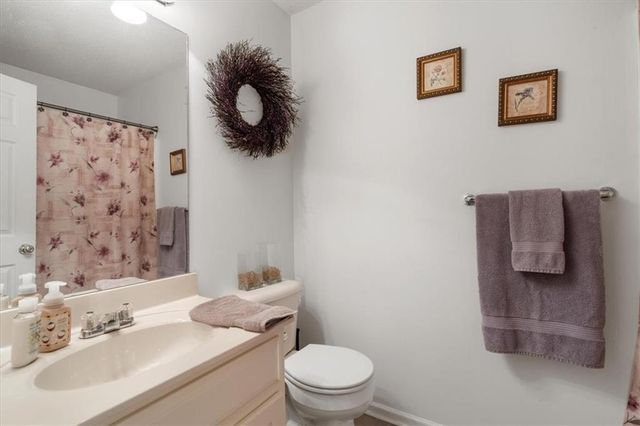 130 Orchard Way SE, Calhoun, GA 30701