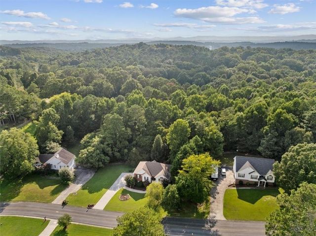 130 Orchard Way SE, Calhoun, GA 30701