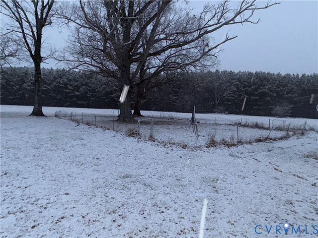 1362 Little Low Ground Rd, Emporia, VA 23847