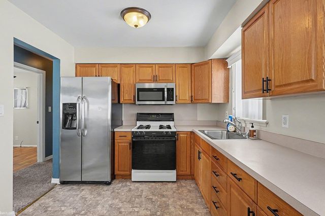 31603 Stricker Drive, Warren, MI 48088