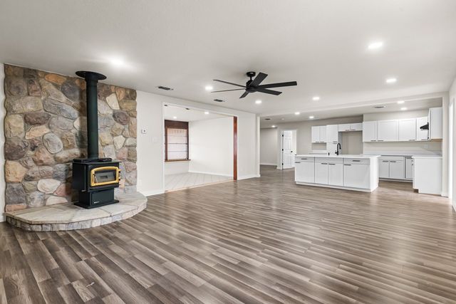 622 W Hillmont, Odessa, TX 79764