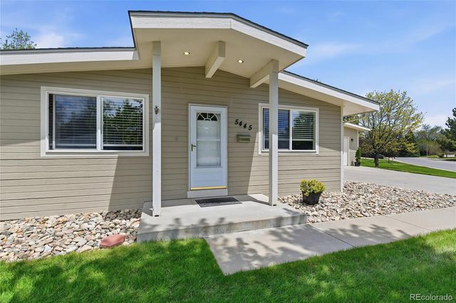 5445 W Caryl Place, Littleton, CO 80128