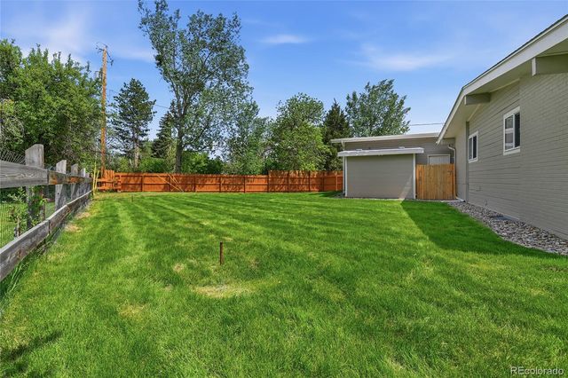 5445 W Caryl Place, Littleton, CO 80128