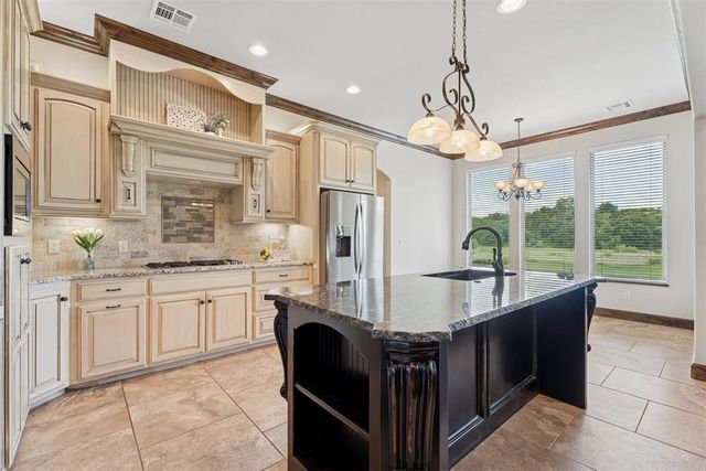 6301 Valley View Road, Edmond, OK 73034