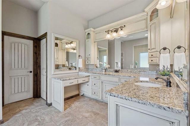 6301 Valley View Road, Edmond, OK 73034