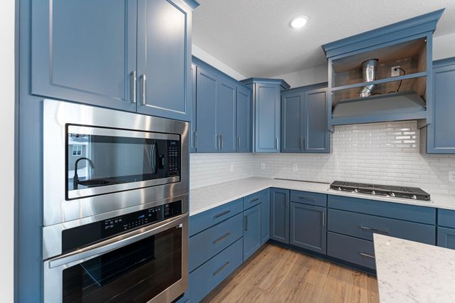 11761 35th Street N, Lake Elmo, MN 55042