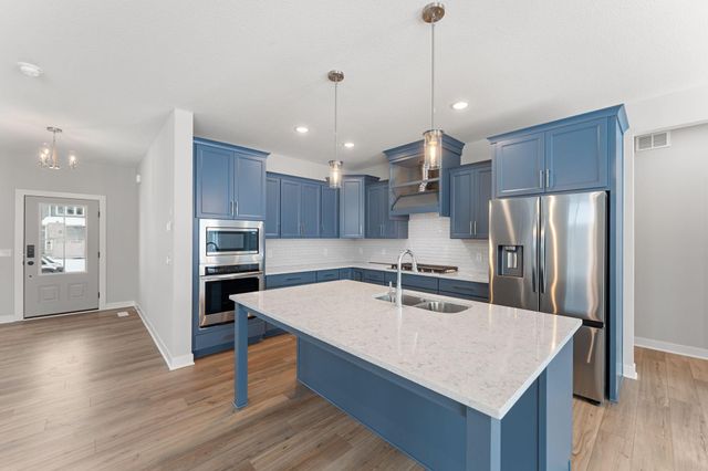 11761 35th Street N, Lake Elmo, MN 55042