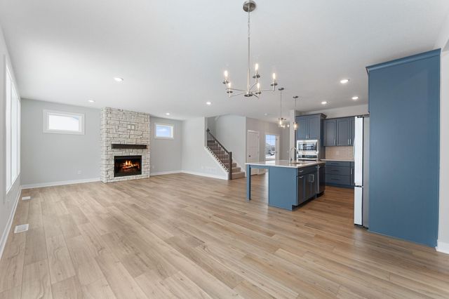 11761 35th Street N, Lake Elmo, MN 55042