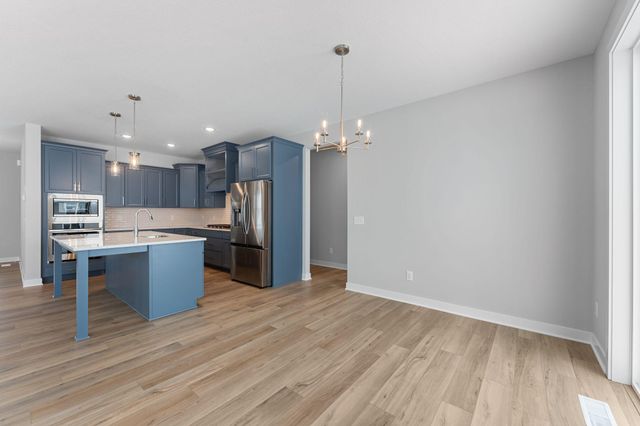 11761 35th Street N, Lake Elmo, MN 55042