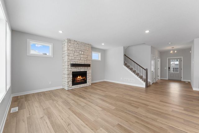 11761 35th Street N, Lake Elmo, MN 55042