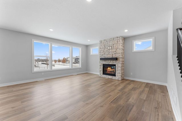 11761 35th Street N, Lake Elmo, MN 55042