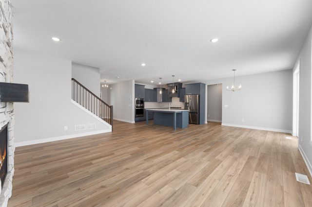 11761 35th Street N, Lake Elmo, MN 55042