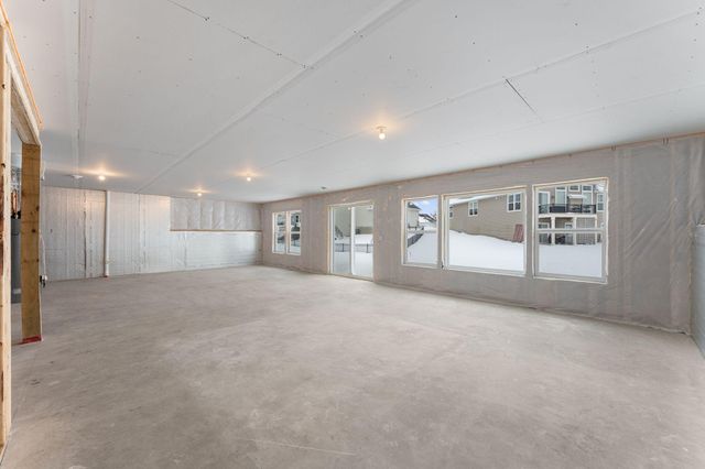 11761 35th Street N, Lake Elmo, MN 55042