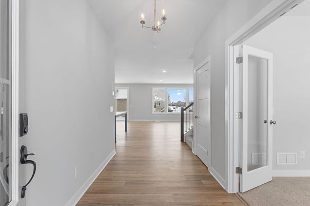 11761 35th Street N, Lake Elmo, MN 55042