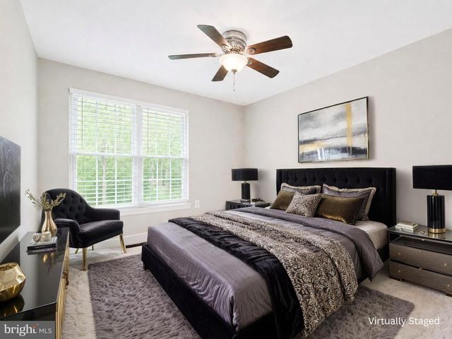 10180 SASSAFRAS WOODS CT, Burke, VA 22015