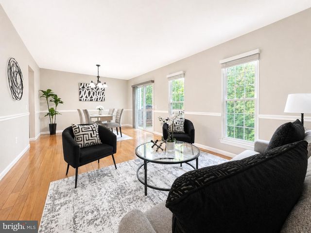 10180 SASSAFRAS WOODS CT, Burke, VA 22015