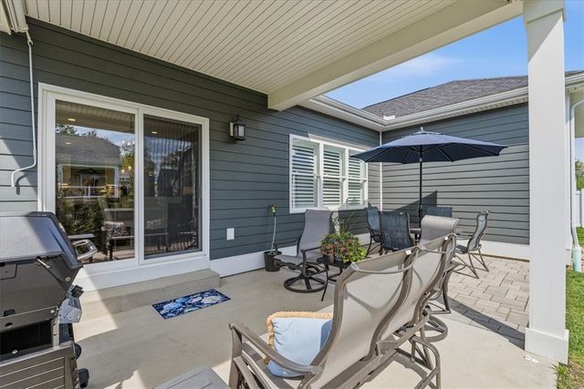 328 Maid Marion Ln, Canonsburg, PA 15317