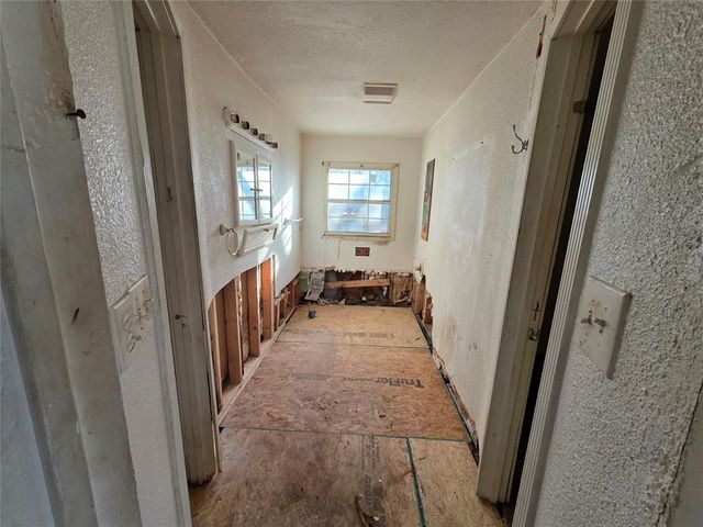 4128 SE 41st Street, Del City, OK 73115