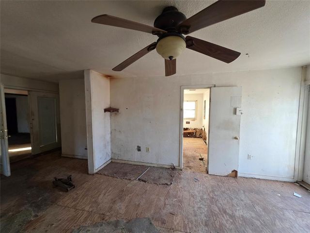 4128 SE 41st Street, Del City, OK 73115