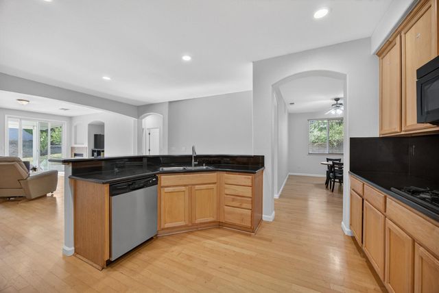 9200 Earl Fife Dr, Elk Grove, CA 95624