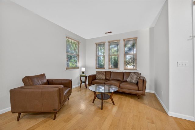 9200 Earl Fife Dr, Elk Grove, CA 95624