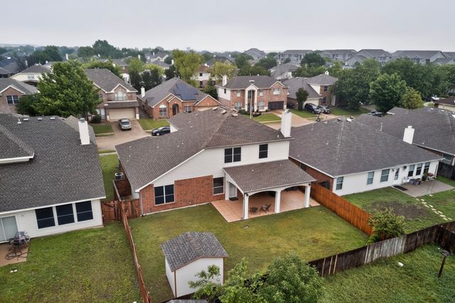 317 E Clover Park Drive, Fort Worth, TX 76140