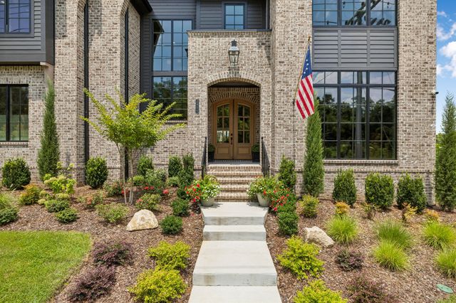 2950 Del Rio Pike, Franklin, TN 37069