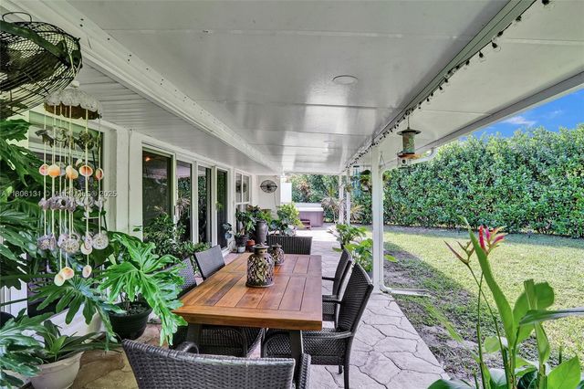 5709 Bamboo Cir., Tamarac, FL 33319
