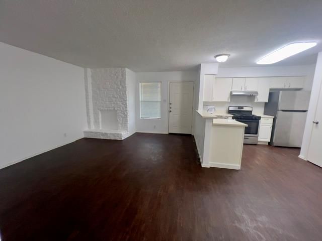 9901 Roxanna DR A, Austin, TX 78748