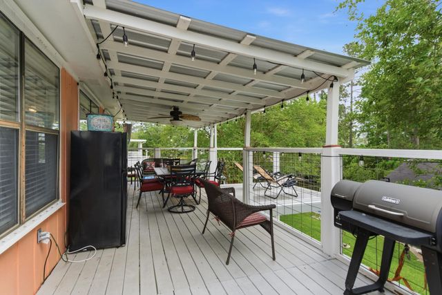 6371 Shawnee St., Kiln, MS 39556