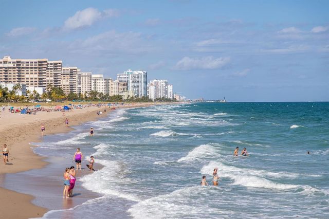 4332 Seagrape Drive 7, Lauderdale By The Sea, FL 33308