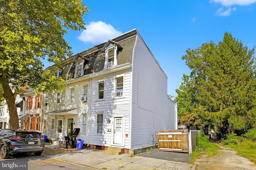 29 N 12TH ST, Harrisburg, PA 17103