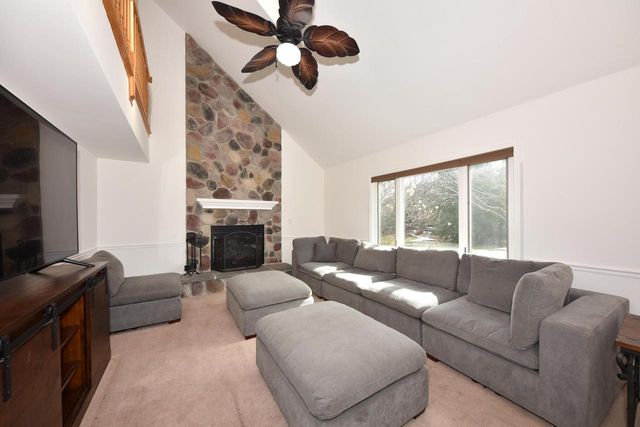 W173N5132 Mulberry LANE, Menomonee Falls, WI 53051