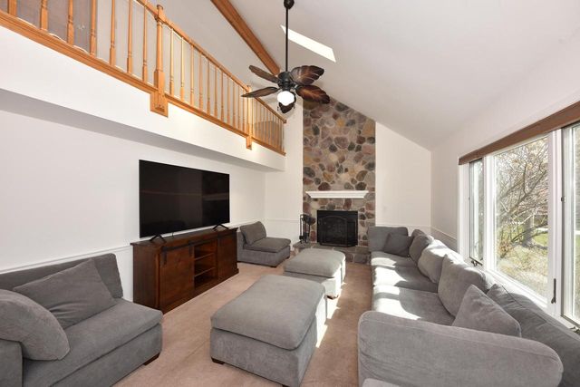 W173N5132 Mulberry LANE, Menomonee Falls, WI 53051