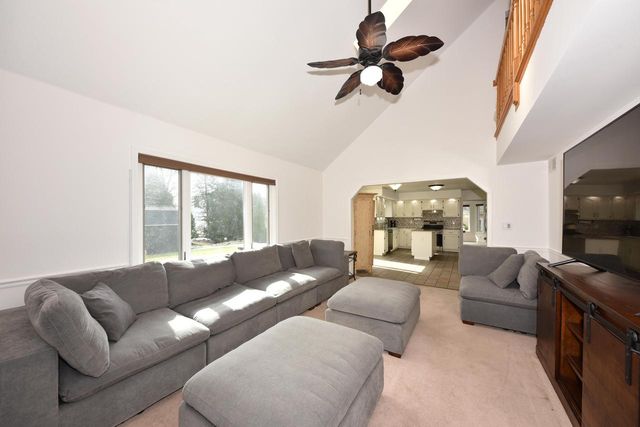 W173N5132 Mulberry LANE, Menomonee Falls, WI 53051