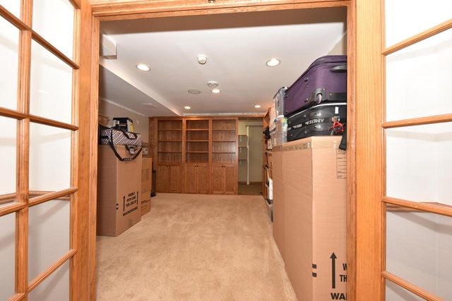 W173N5132 Mulberry LANE, Menomonee Falls, WI 53051