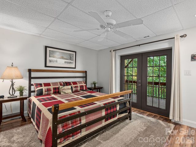 420 Chimney Rock Drive, Weaverville, NC 28787