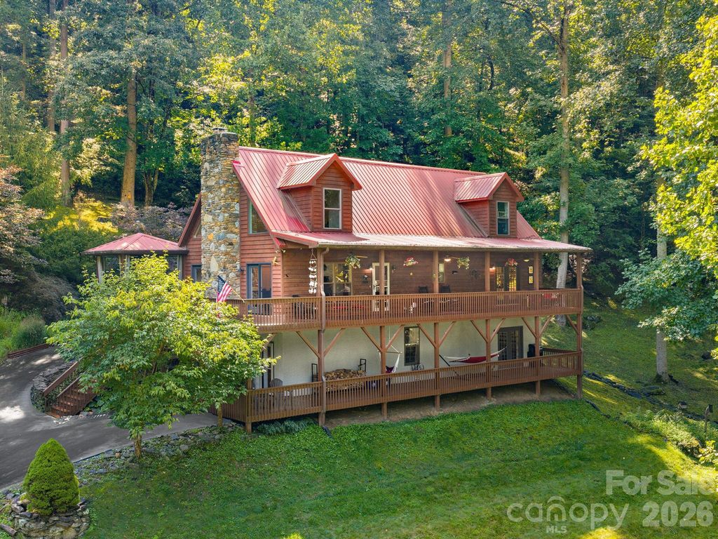 420 Chimney Rock Drive, Weaverville, NC 28787