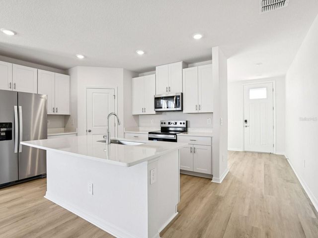 12597 HOMELAND DRIVE, Dade City, FL 33525