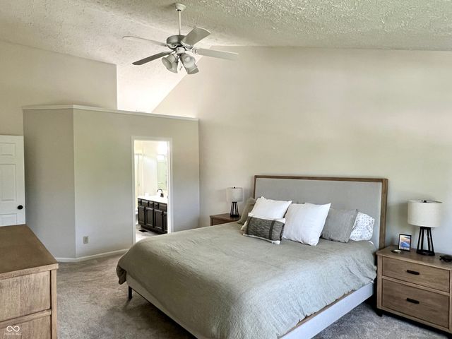 330 Hollowview Drive, Noblesville, IN 46060