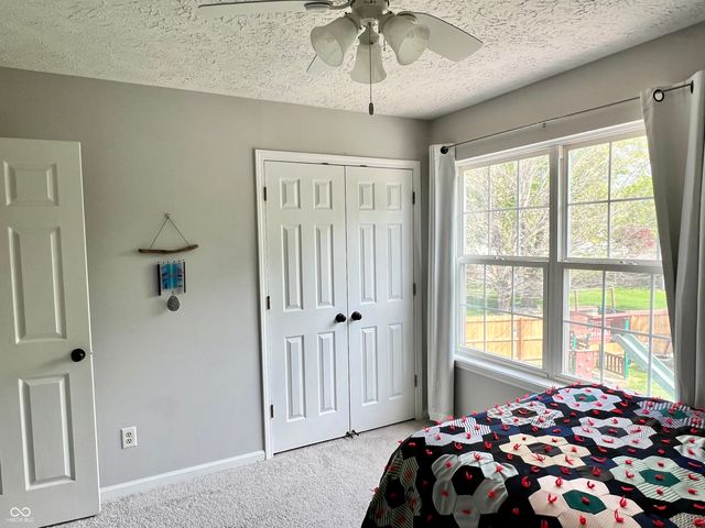 330 Hollowview Drive, Noblesville, IN 46060
