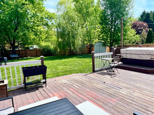 330 Hollowview Drive, Noblesville, IN 46060