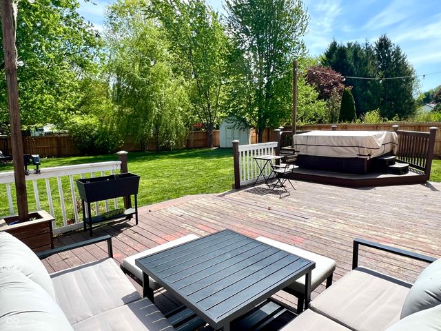 330 Hollowview Drive, Noblesville, IN 46060