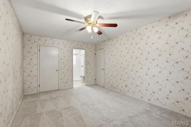 1743 Goldenhorn Court, Maryland Heights, MO 63043