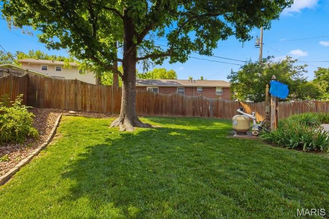1743 Goldenhorn Court, Maryland Heights, MO 63043