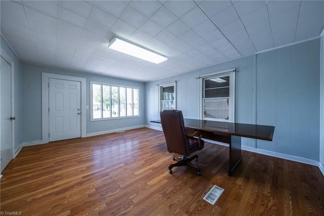 534 E King Street, King, NC 27021