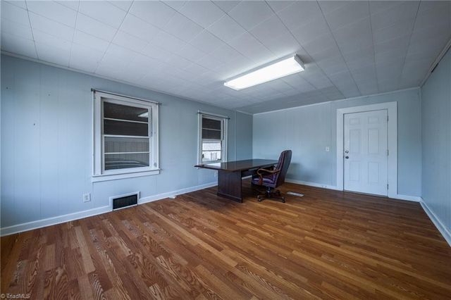 534 E King Street, King, NC 27021